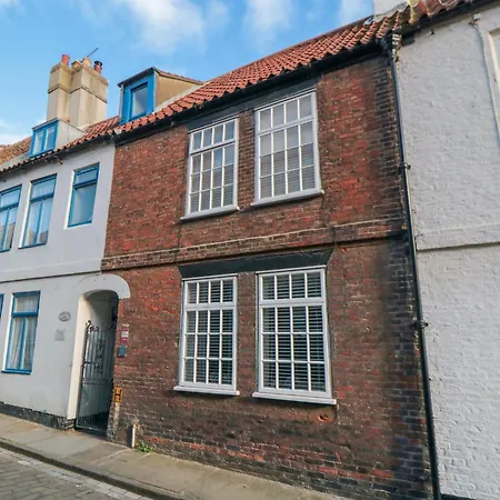 Holiday home Henrietta Whitby
