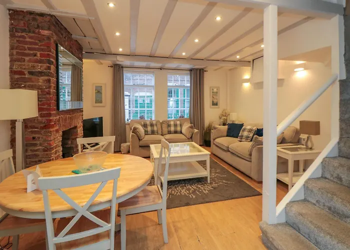 Henrietta ウィットビー